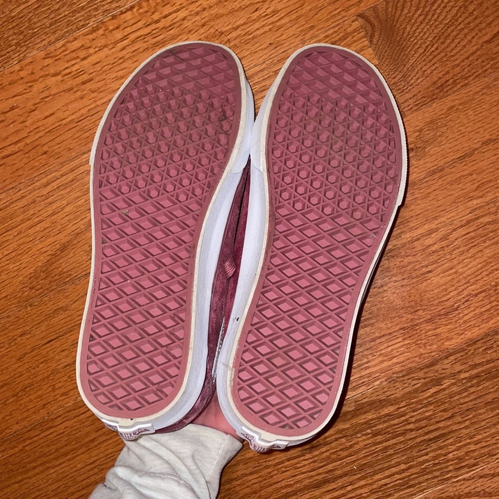 Vans - Picture 3 of 6